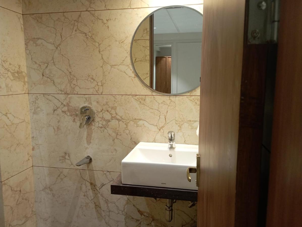 Hotel Pavilion Indore Ngoại thất bức ảnh