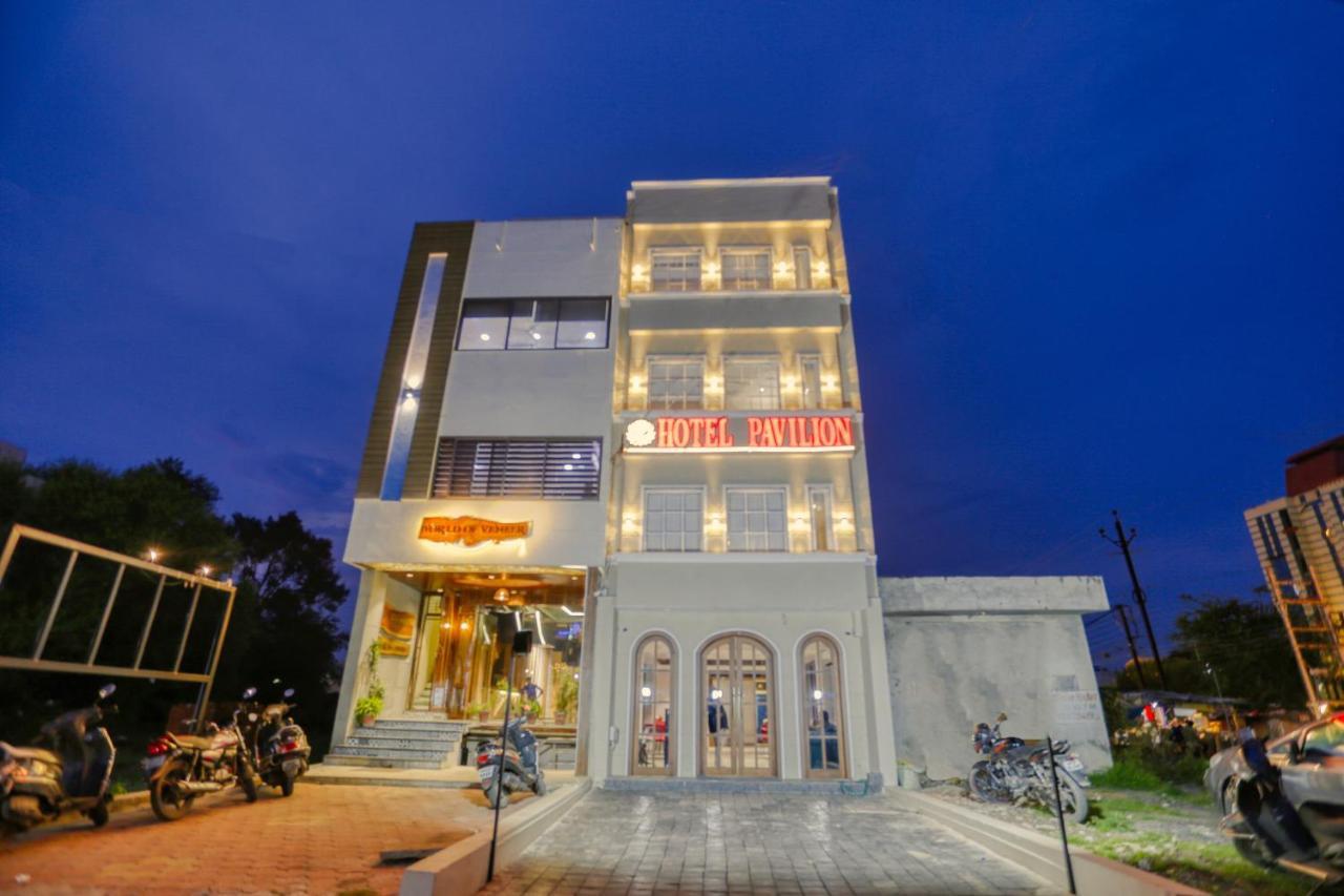 Hotel Pavilion Indore Ngoại thất bức ảnh