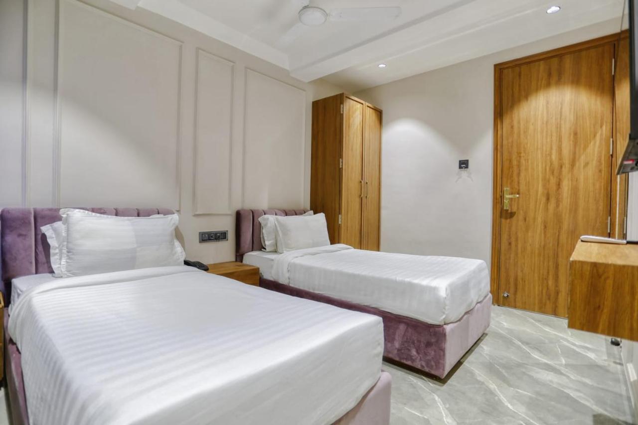 Hotel Pavilion Indore Ngoại thất bức ảnh