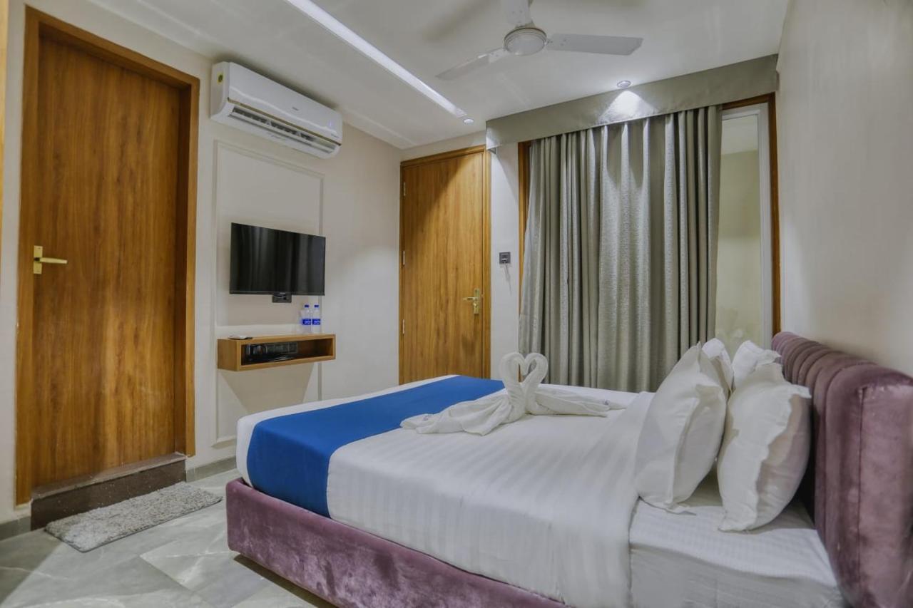 Hotel Pavilion Indore Ngoại thất bức ảnh